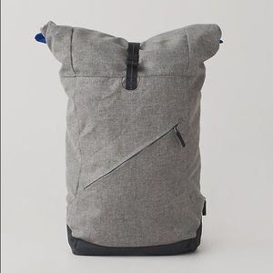 Lululemon roll top back pack